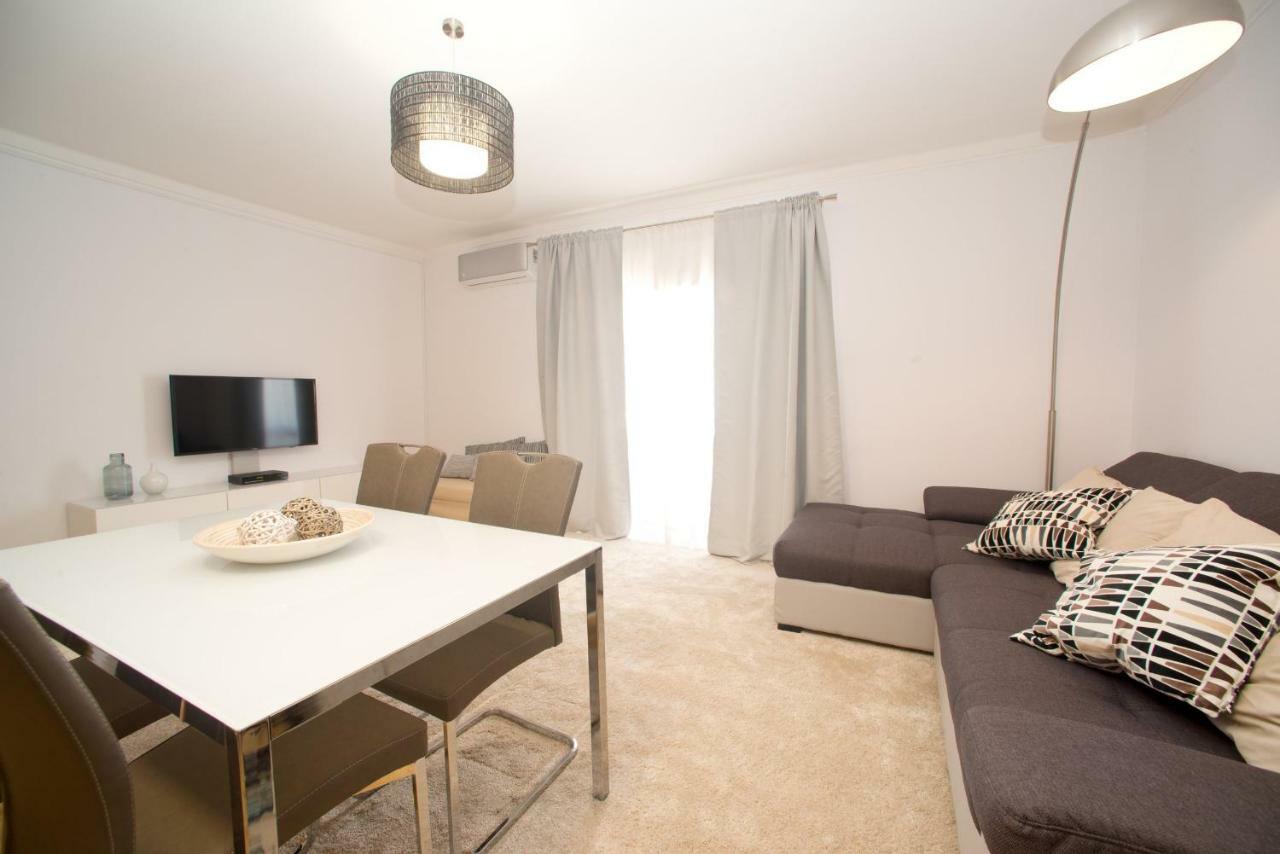 Beach 2Min Walk Apartment Portimao Exterior photo