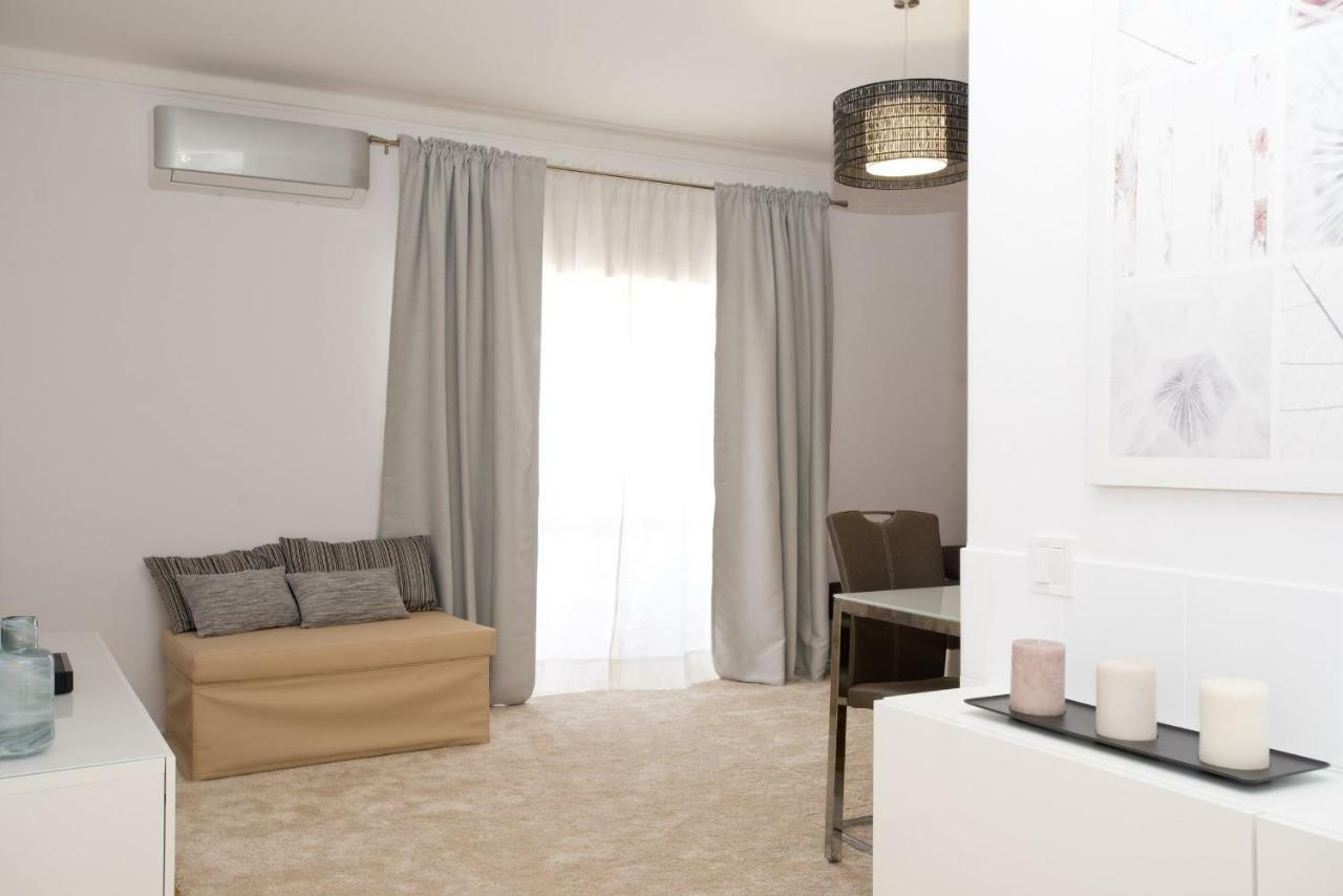 Beach 2Min Walk Apartment Portimao Exterior photo